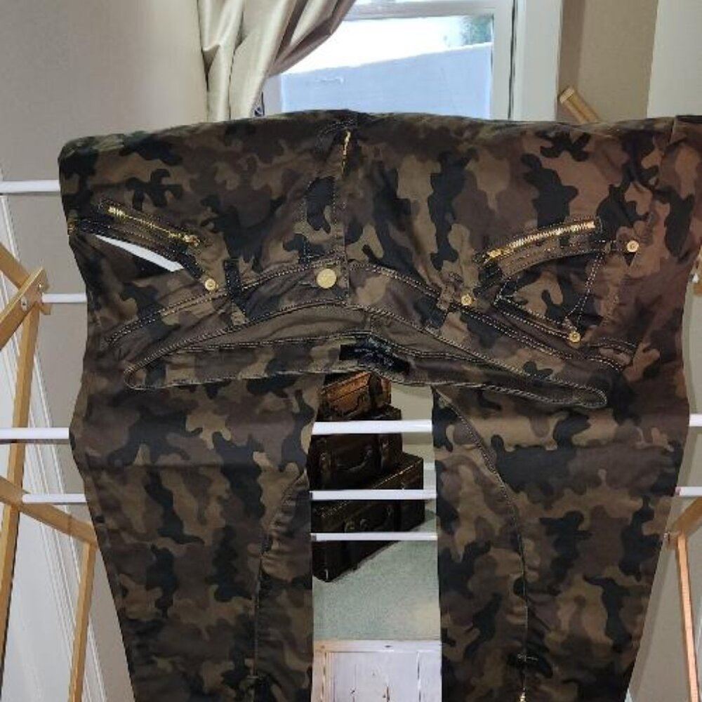 Poetic Justice Maya Gold Zipper Camo Midrise Skinny Jeans - Picture 5 of 11